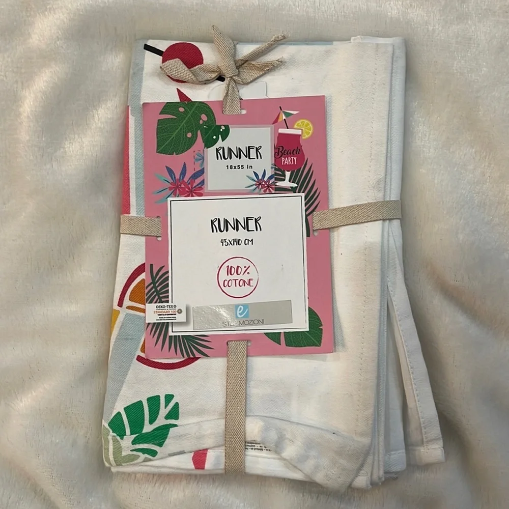 ** LAST CHANCE **New Beach Party table runner